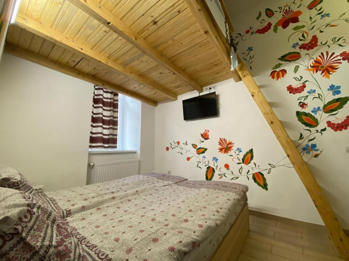 Etno Hostel Львов Экстерьер фото