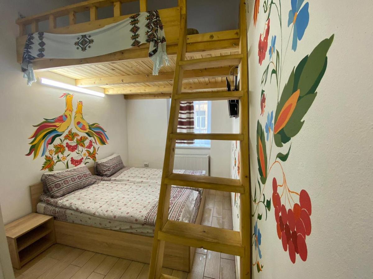 Etno Hostel Львов Экстерьер фото